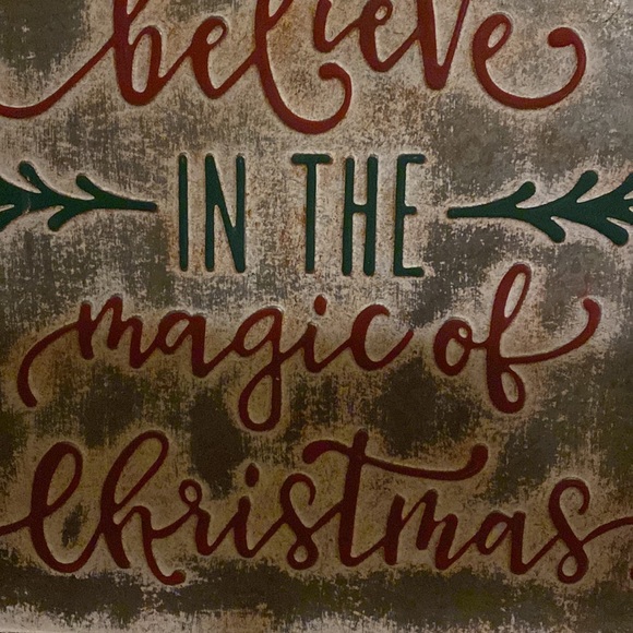 Believe in the Magic Tin Sign - Picture 2 of 7